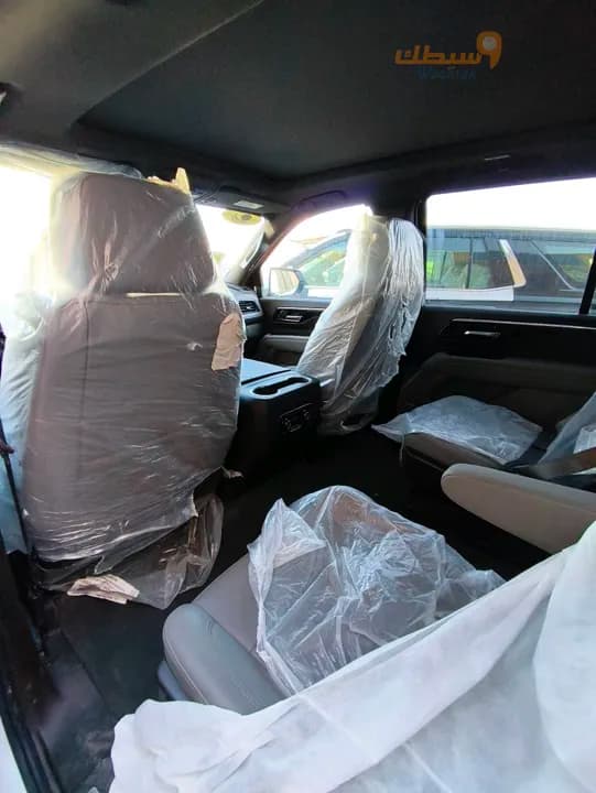 Chevrolet Tahoe - 8