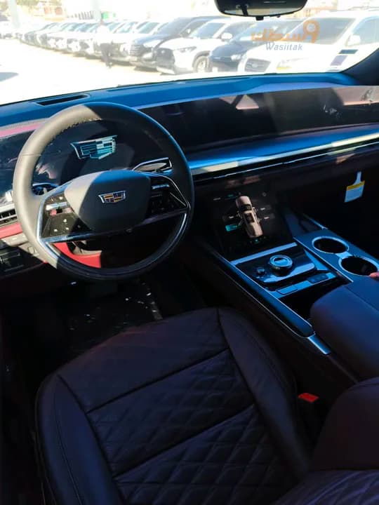 Cadillac Escalade - 4