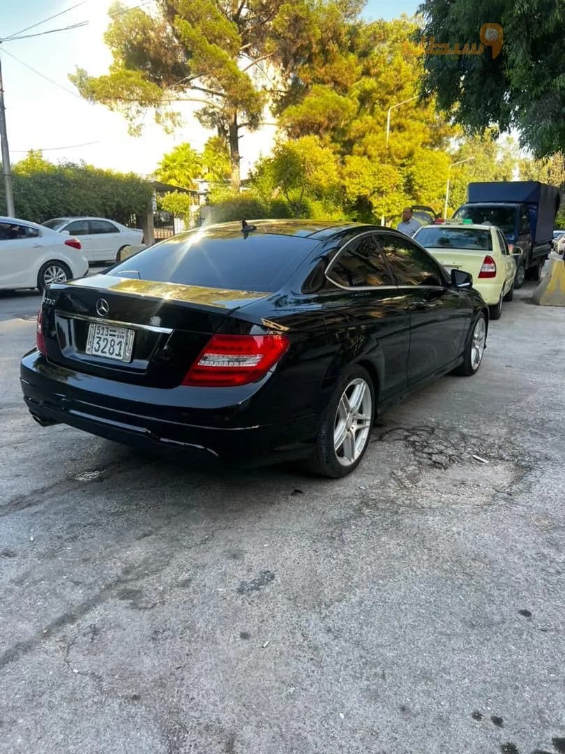 Mercedes c250 كوبيه للبيع - 4
