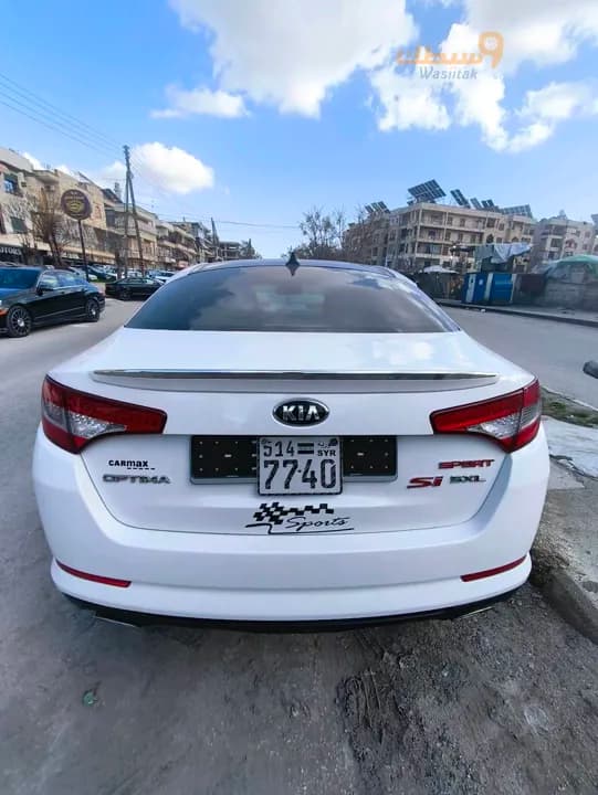 kia k5 - 4