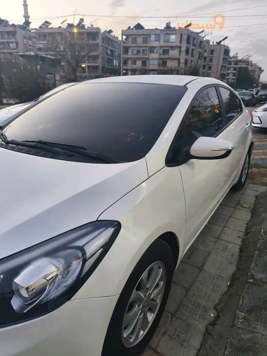 Kia K3 - 4