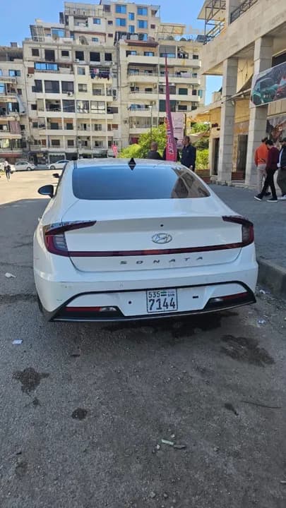 هيونداي سوناتا  - 1