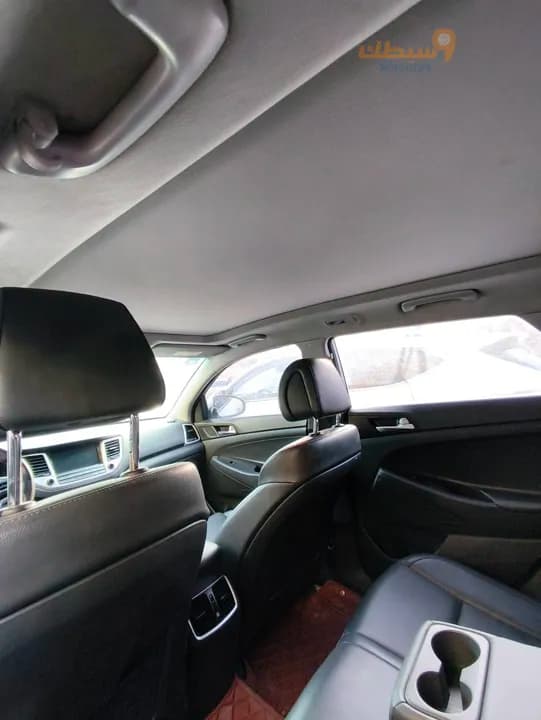 Hyundai Tucson - 4