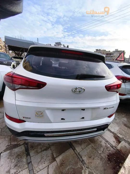 Hyundai Tucson - 3