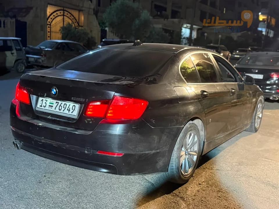 BMW 528i 2011 - 2