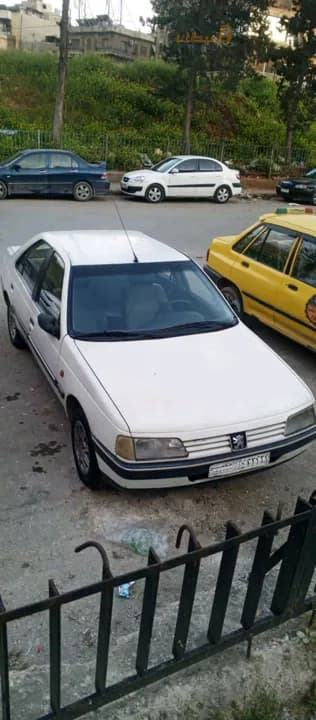 بيجو 405 - 1