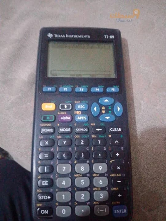 حاسبة علمية تكساس إنسترونمنت رسم بياني و ثلاثي الابعاد بسعر ٨٠$ - 1