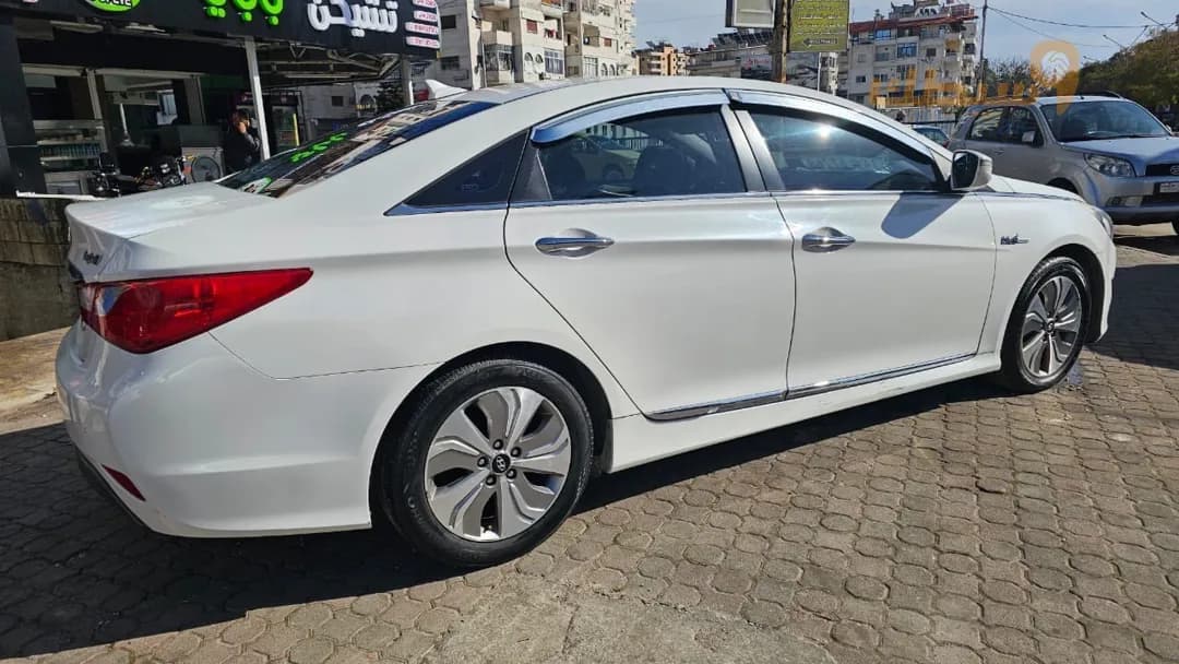 هيونداي سوناتا - 1