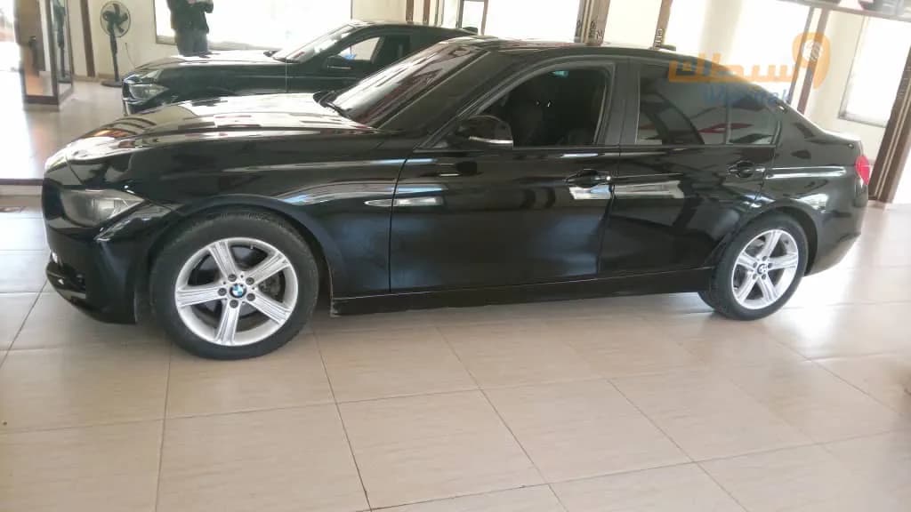 بي ام دبليو 528i - 2