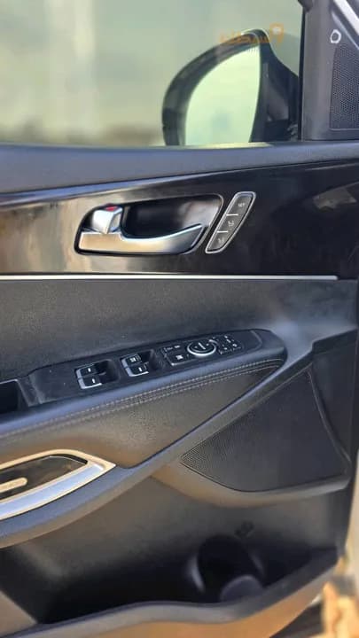 Kia Sorento - 9