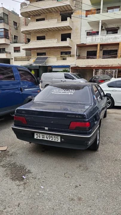 بيجو 405 - 1