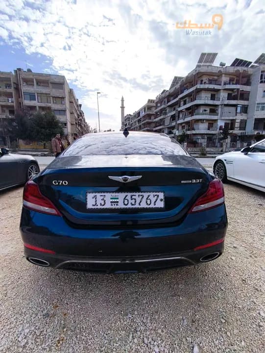 Genesis g70 - 8