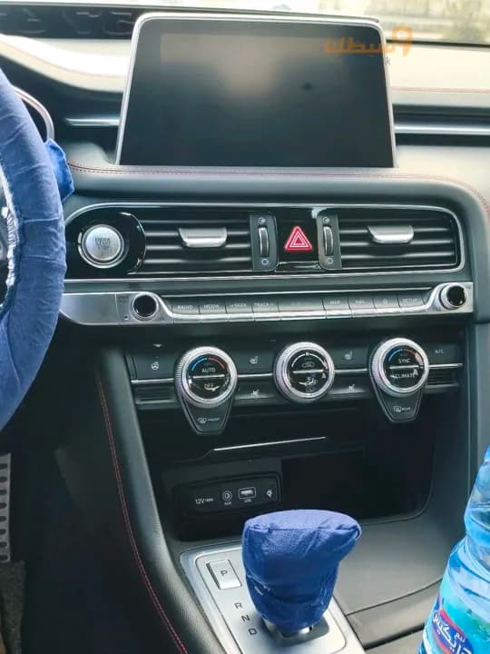 Genesis g70 - 2