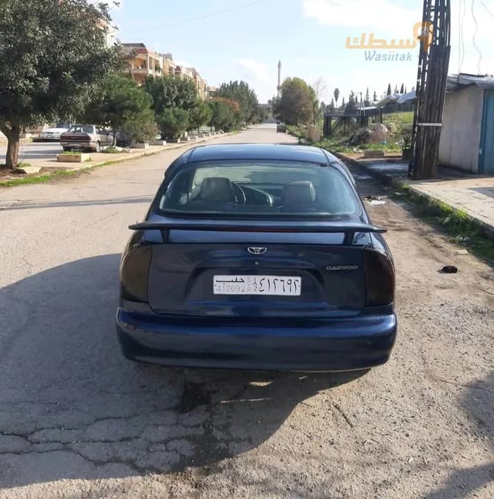 دايو لانوس 2002 - 2
