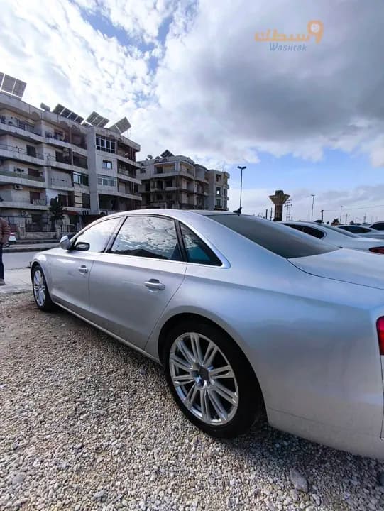 Audi A8 - 5