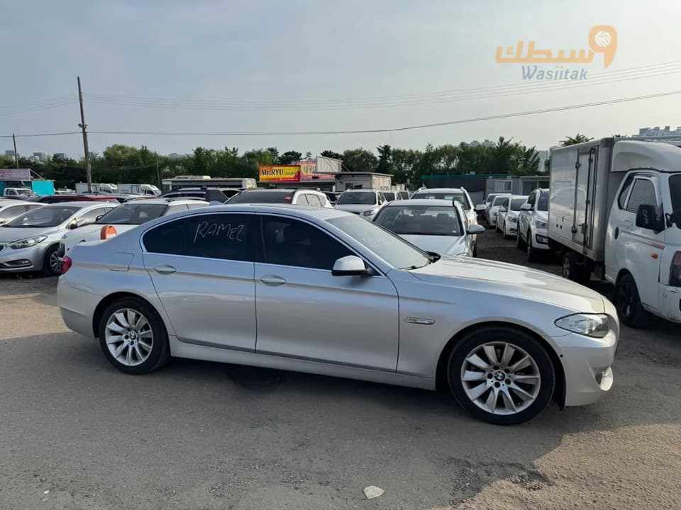 BMW 528i 2013 - 6