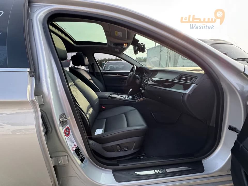 BMW 528i 2013 - 2