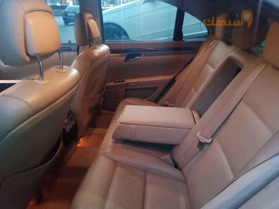 مرسيدس e300 - 1