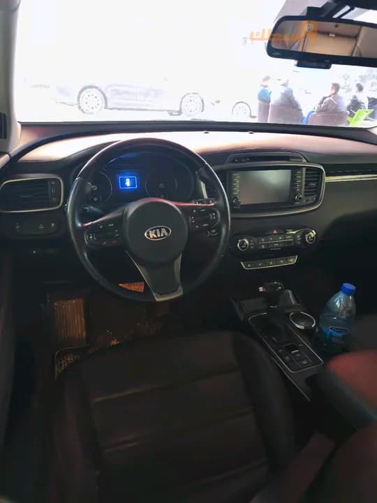 kia Sorento  - 6