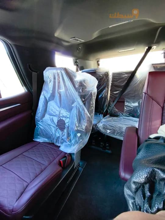 Cadillac Escalade - 5