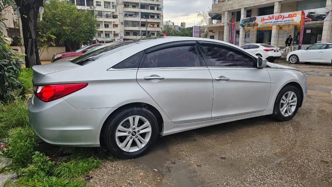 هيونداي سوناتا  - 1