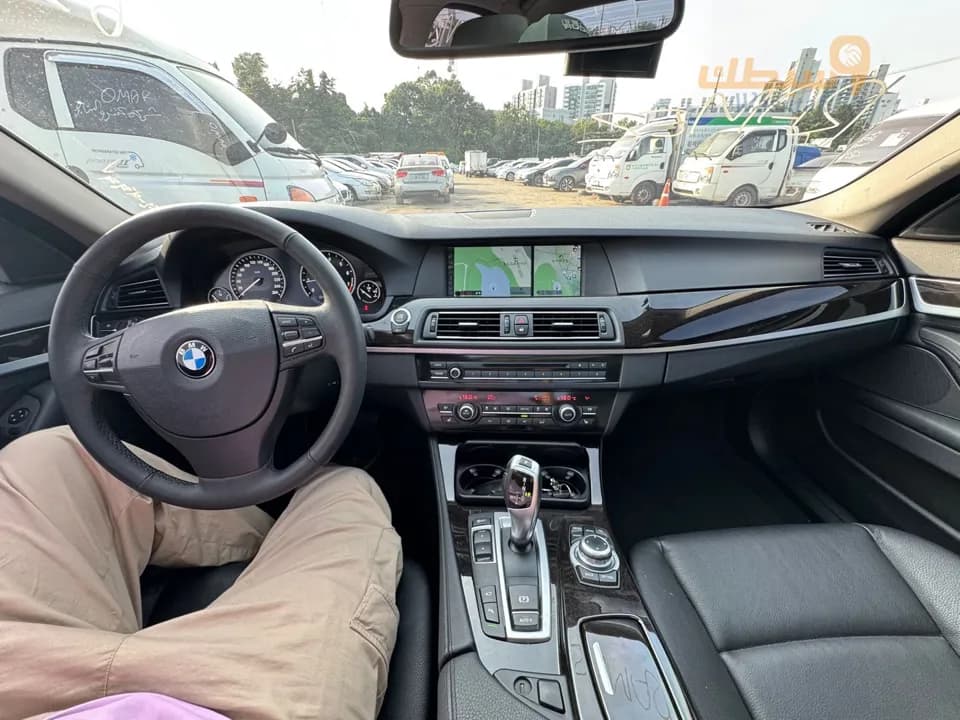 BMW 528i 2013 - 9