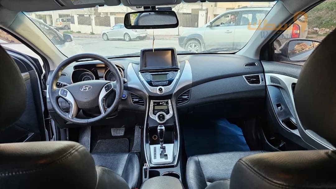 هيونداي الينترا - 1