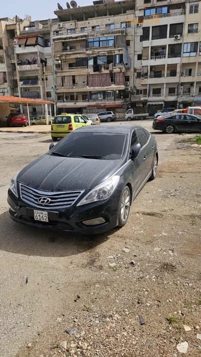 هيونداي ازيرا