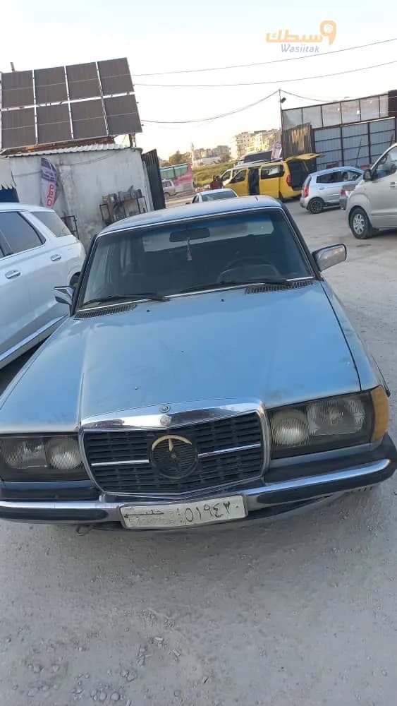 مرسيدس 230