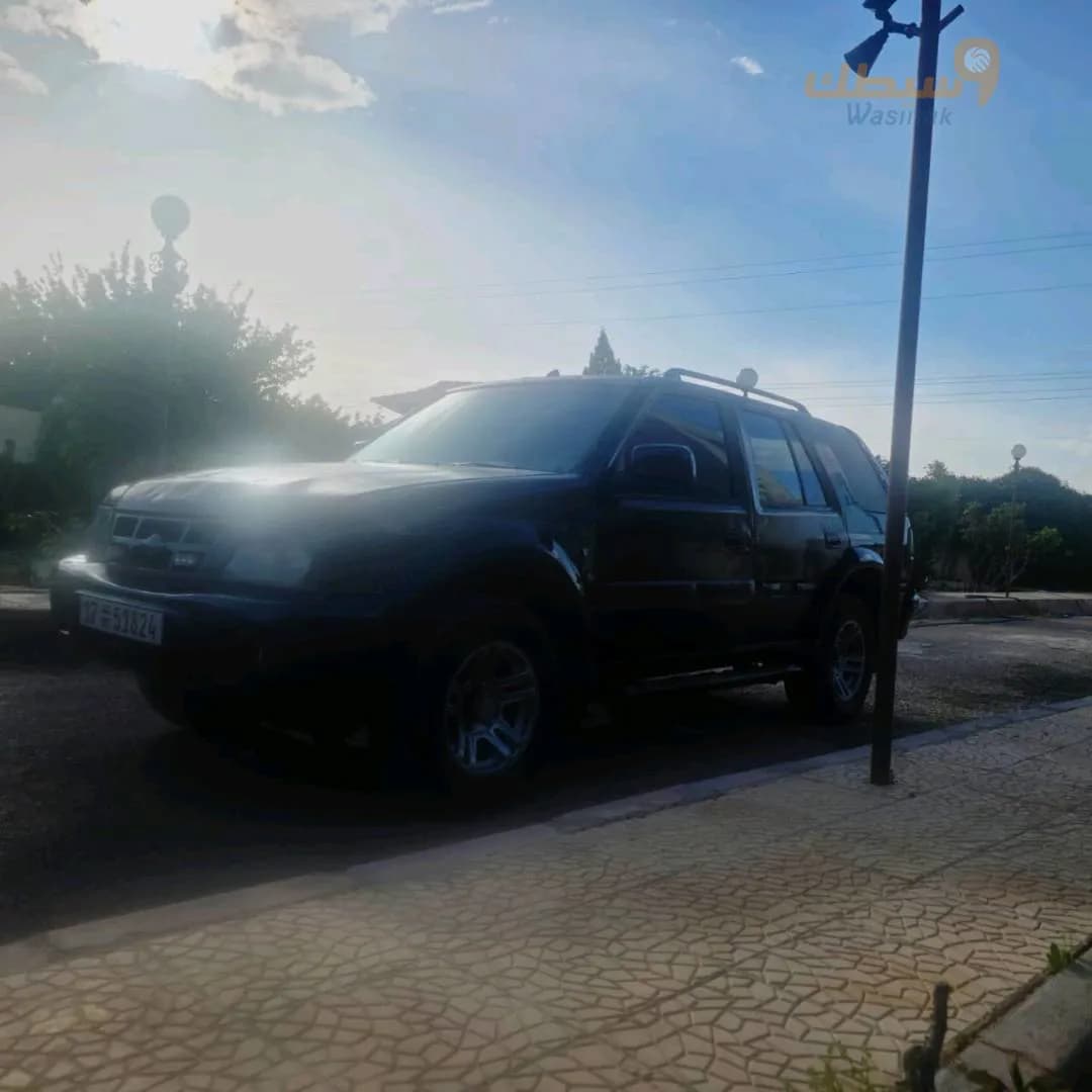 سيارة 