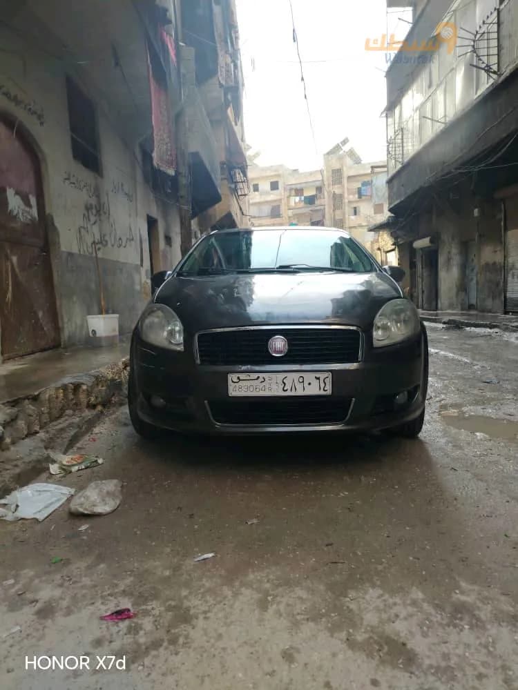 فيات لينا 
