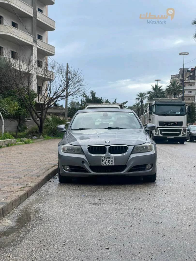 بي ام دبليو 328i