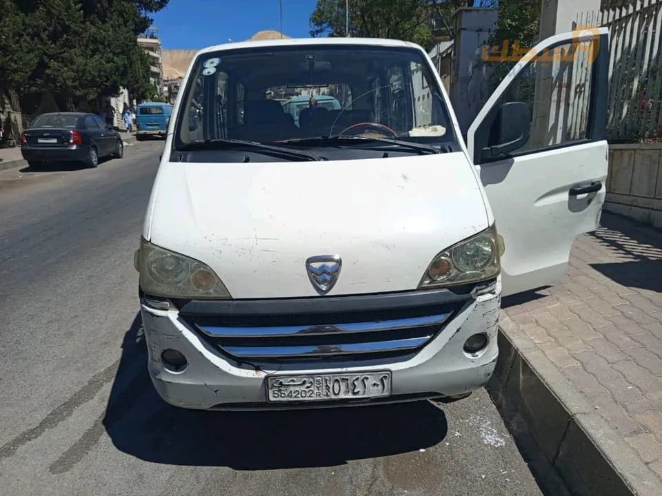 سيارة ڤان