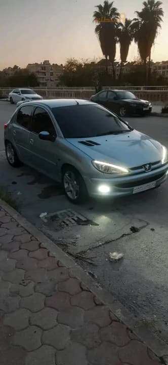 بيجو 206