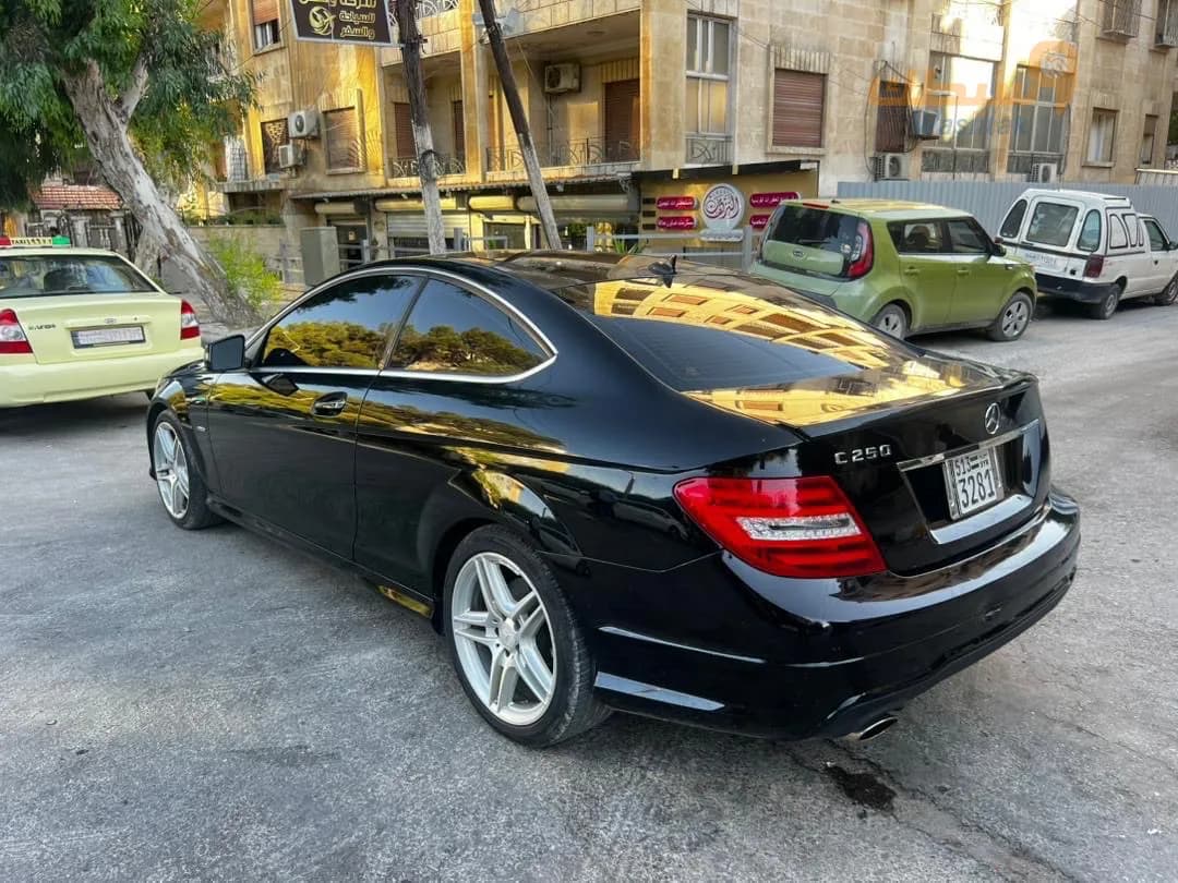 Mercedes c250 كوبيه للبيع