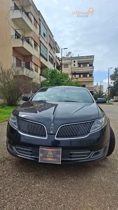 لينكونن MKS 2013 بحالة ممتازة .